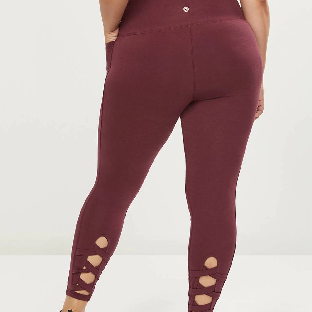 Leggings 22/24 26/28 Lane Bryant Strappy Yoga Pant